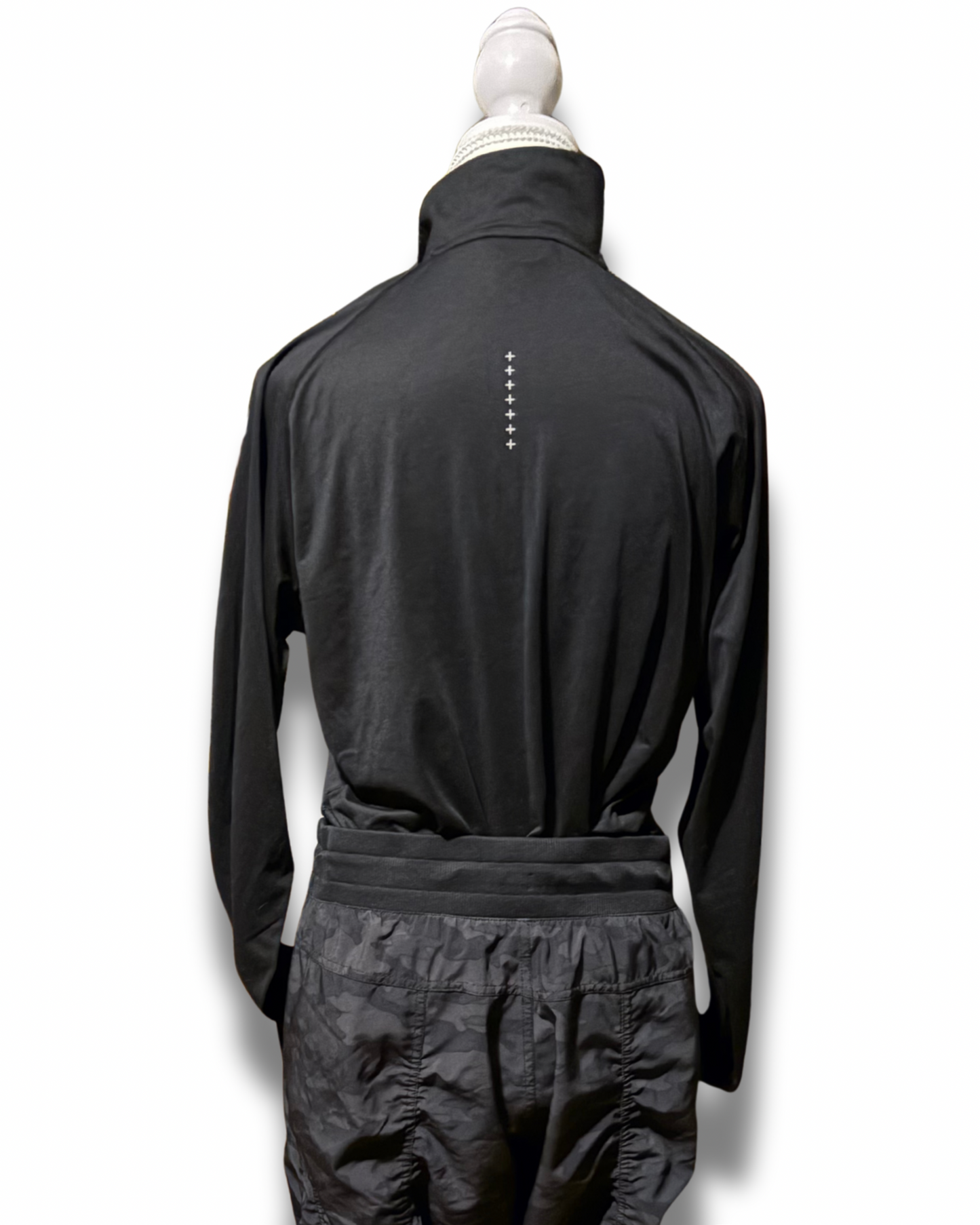 Puma Performance Quarter Zip – Women’s Athletic Fit M/L (Black)