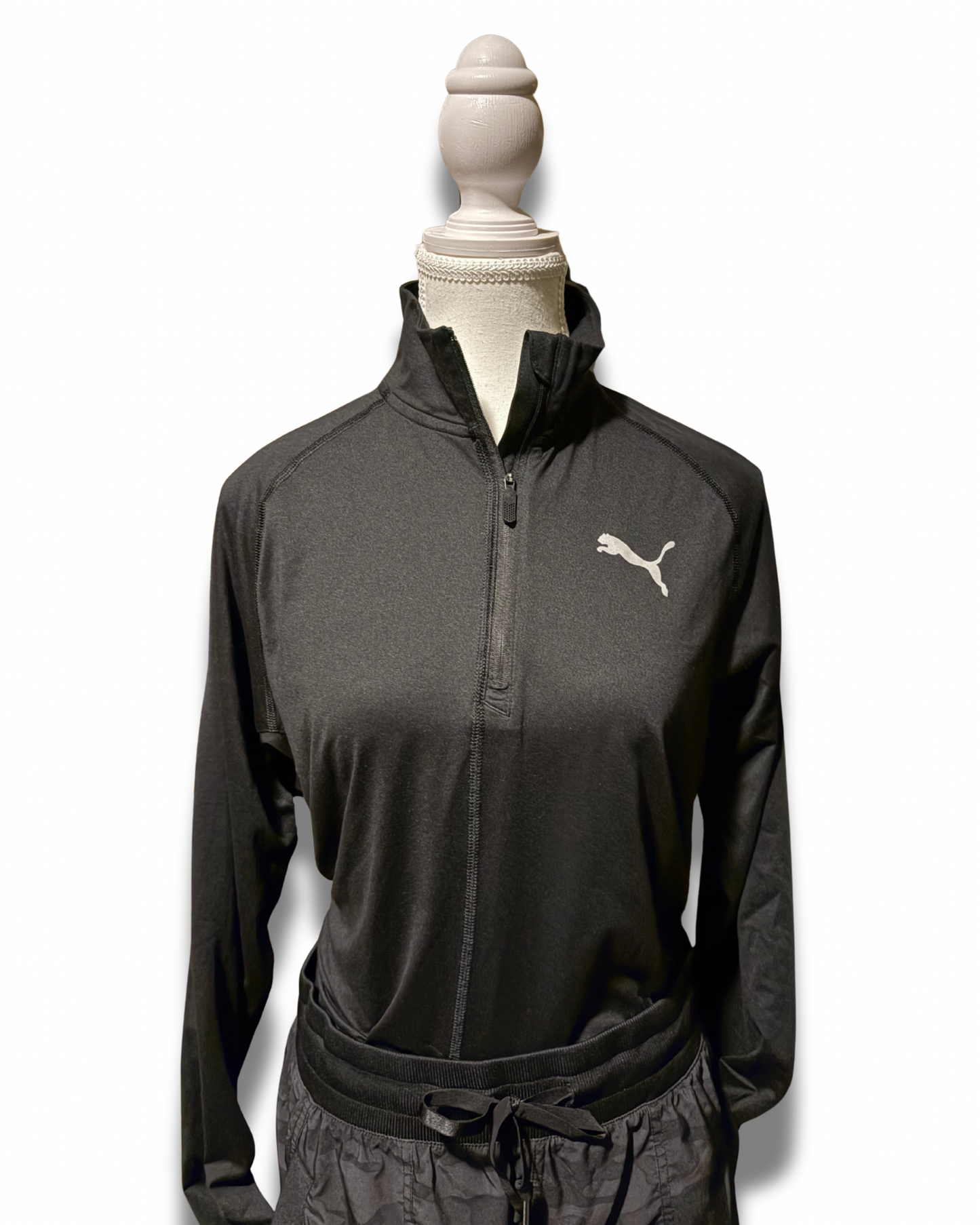 Puma Performance Quarter Zip – Women’s Athletic Fit M/L (Black)